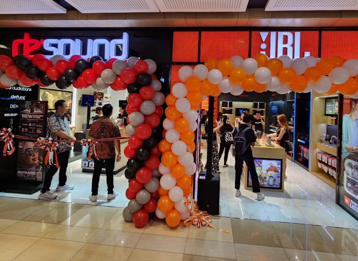 Grand opening JBL & Desound di Tunjungan Plaza 4,Surabaya